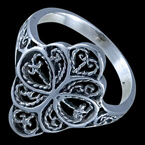 Silver ring, plant design